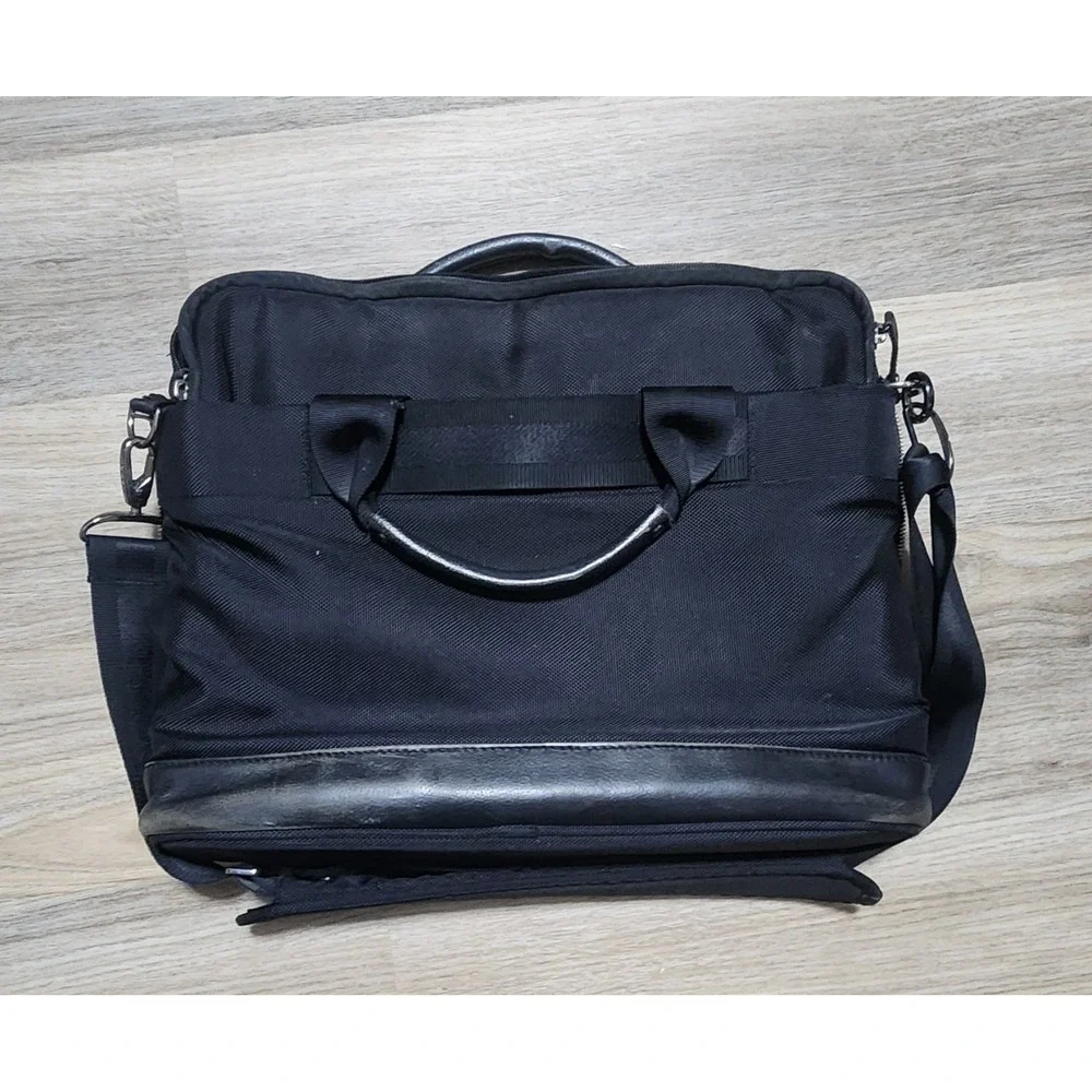 Booq Cobra‎ Brief 15